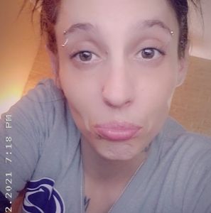 Meet your Posher, Edith